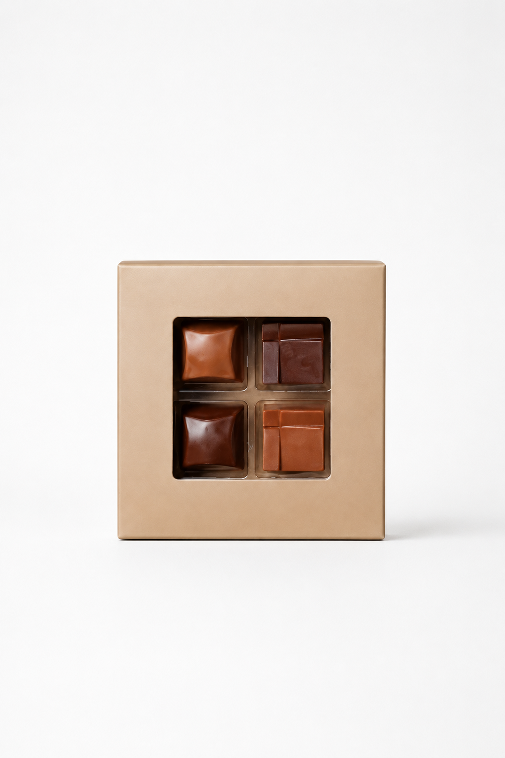 Chokoladeæske med 4 fyldte praliner